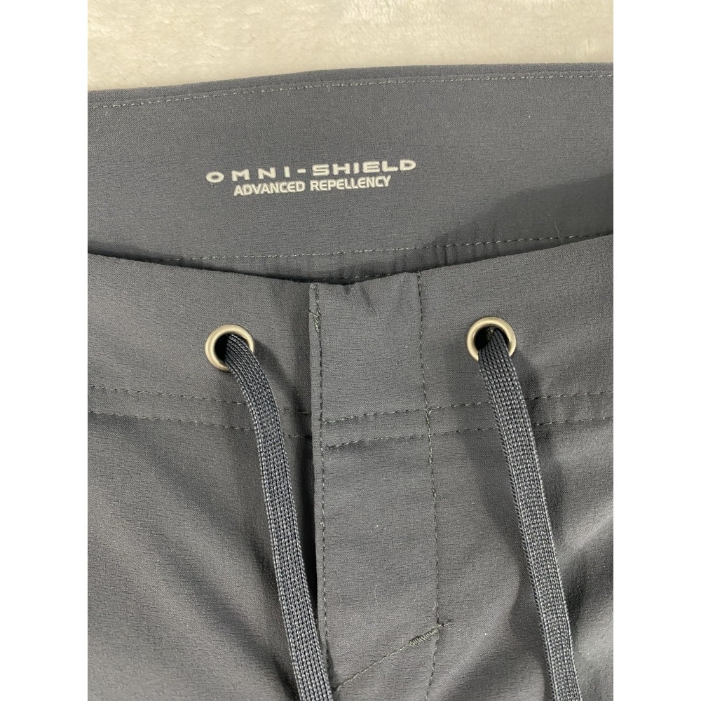 Columbia Hiking Bermuda Shorts Pants Women Sz 8 Gray Lightweight Nylon - Picture 2 of 15